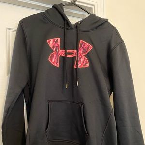 Under Armour Sweatshirt